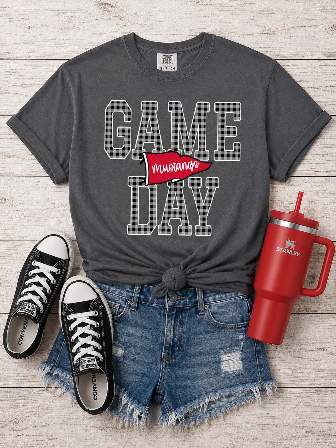 Game Day Gingham Pennants - Mustangs