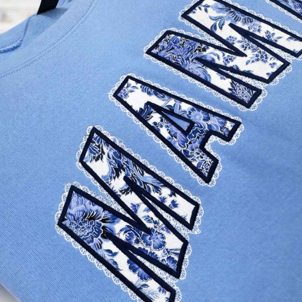 Lacey Mama - Embroidered - Gildan Sweatshirt