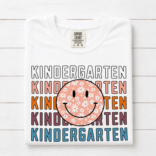 Kindergarten Smiley - White