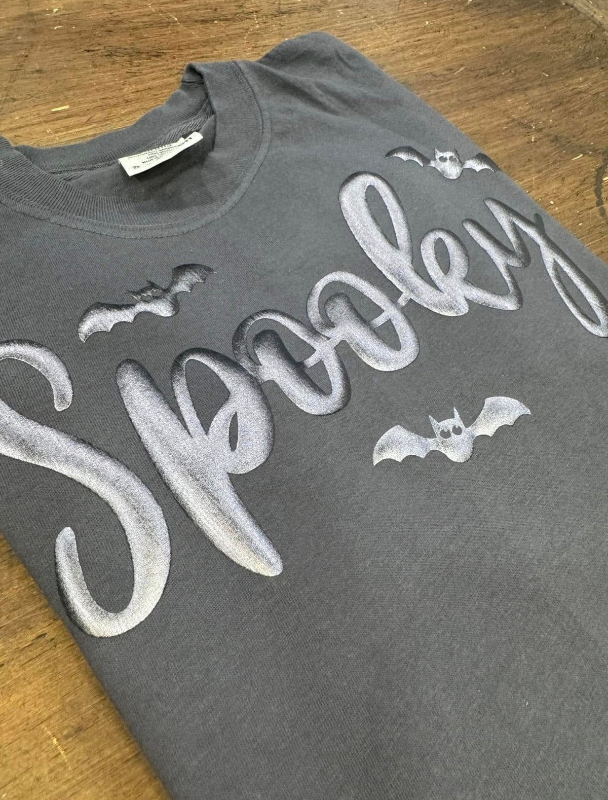 Pepper Spooky - Metallic Silver Puff
