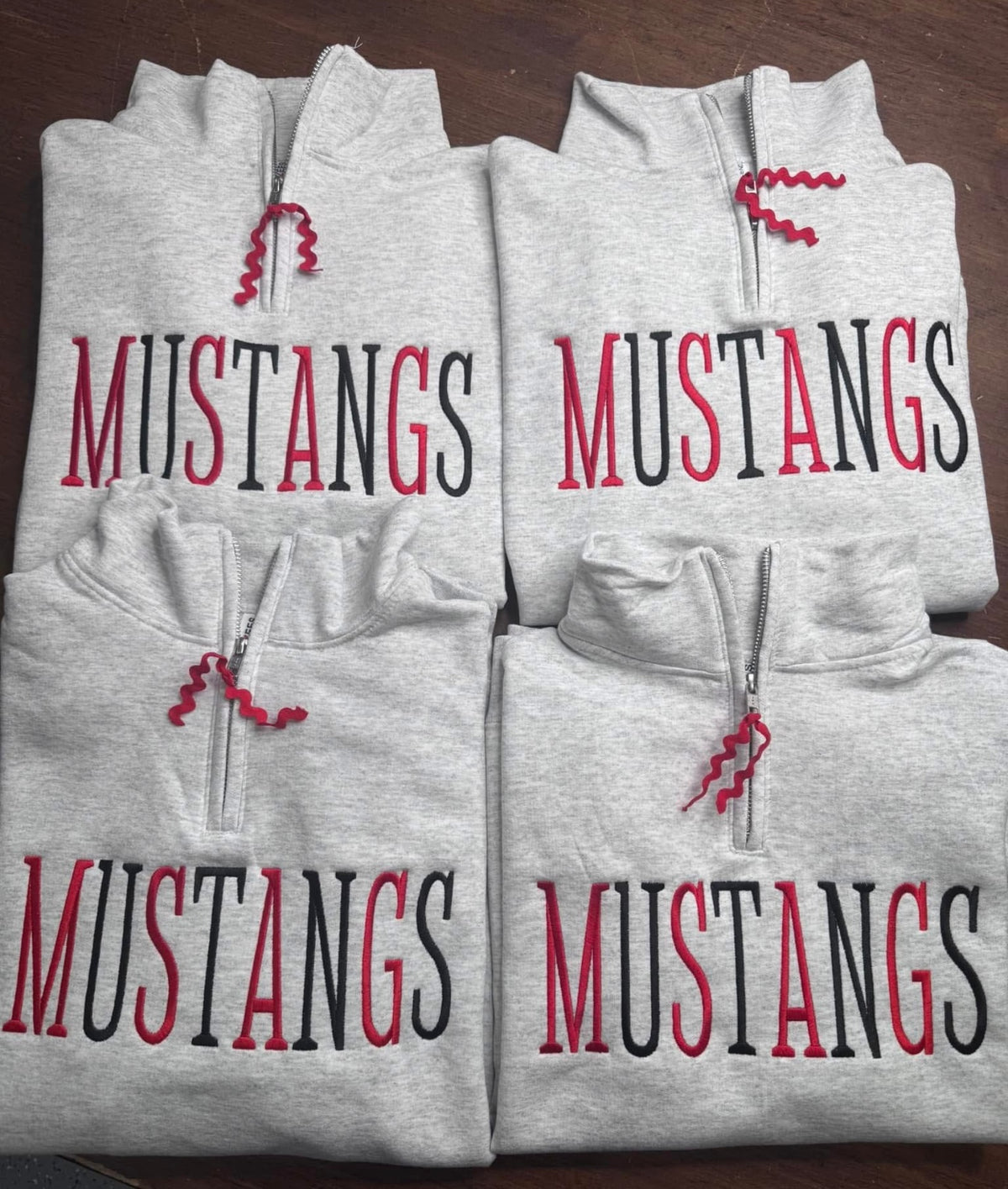 Mustangs Tall Alternating Letters - Embroiderd 1/4 Zip
