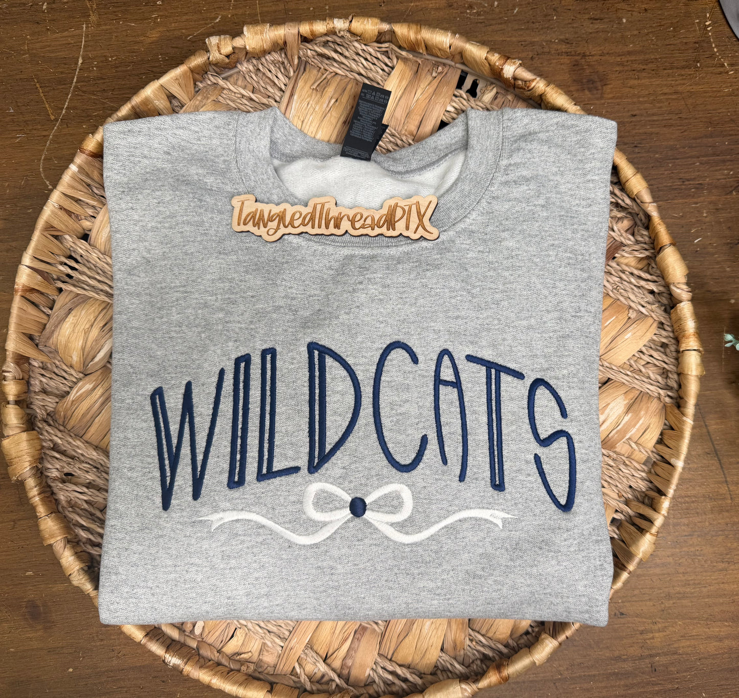 Wildcats Arched & Bow - Embroidered