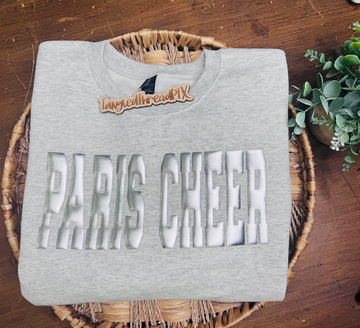 Paris Cheer - Silver puff
