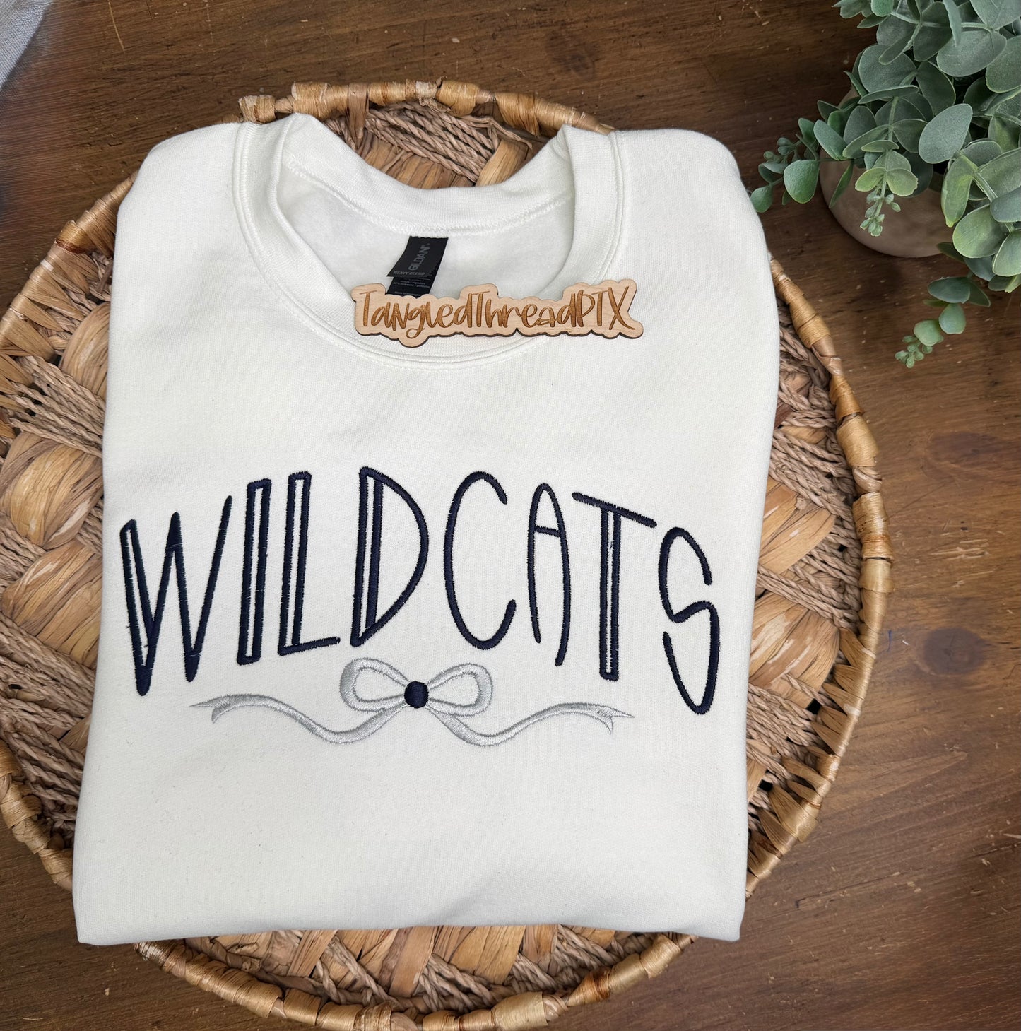 Wildcats Arched & Bow - Embroidered