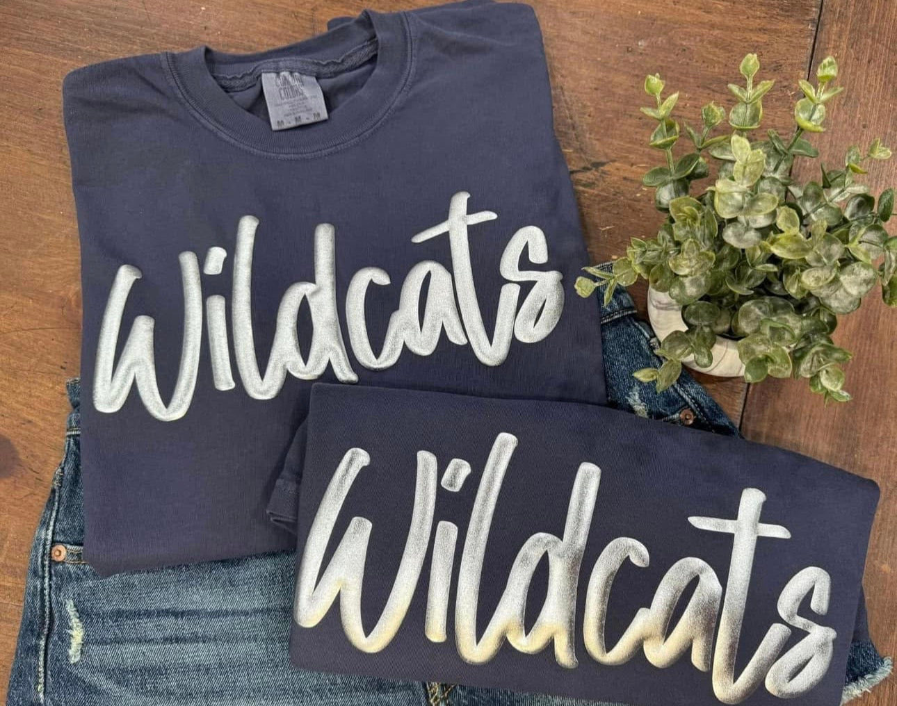 Wildcat Brush Script Metallic Puff Tee