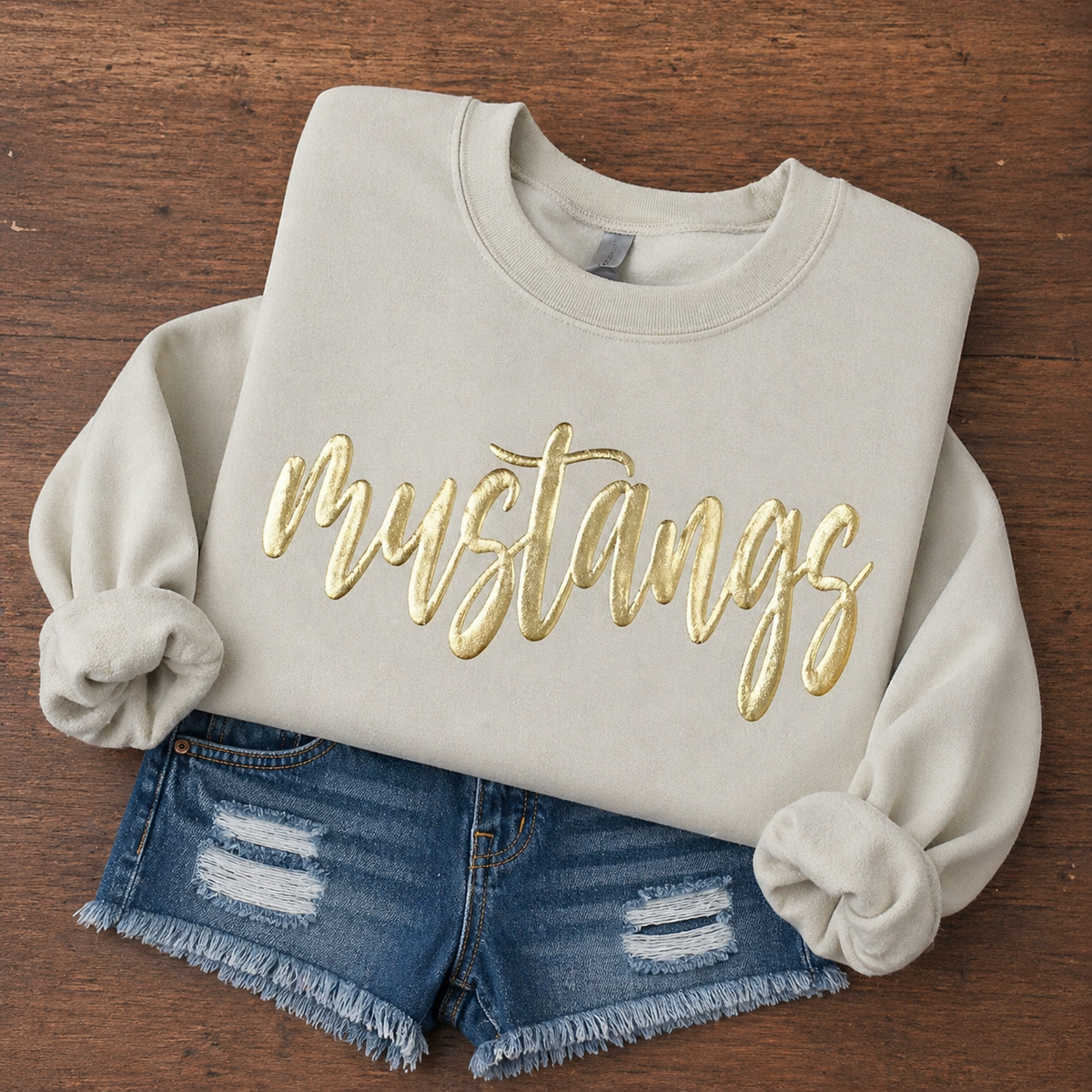 Sand Mustangs with Gold Metallic Puff