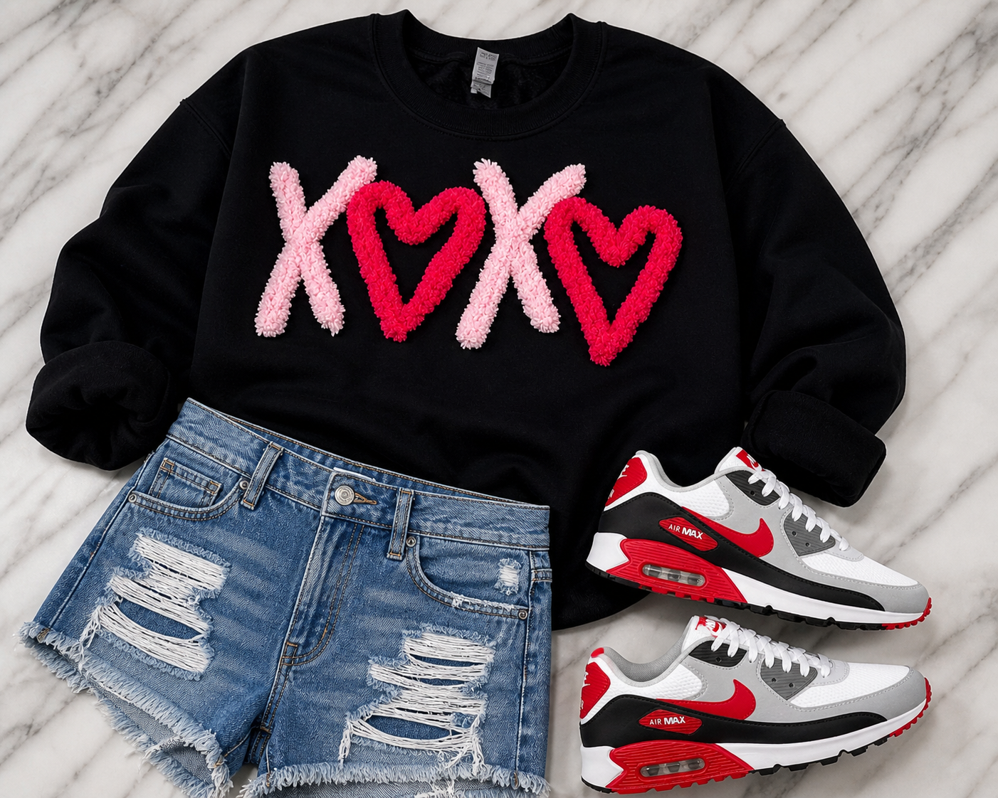 Black XOXO - PINK & Red Chenille Yarn - Embroidered