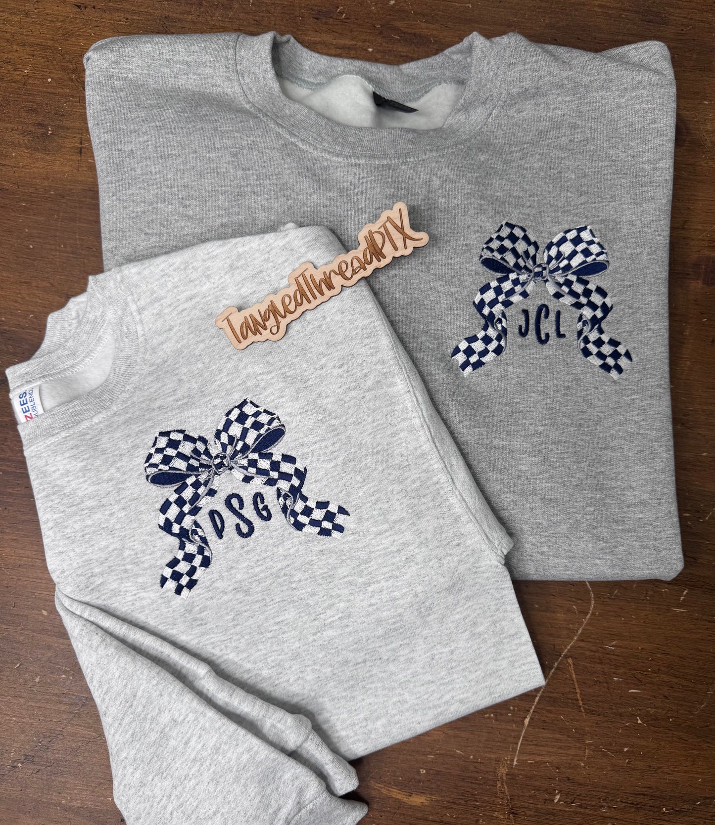 Wildcat Pocket Checkered Bow Sweatshirt