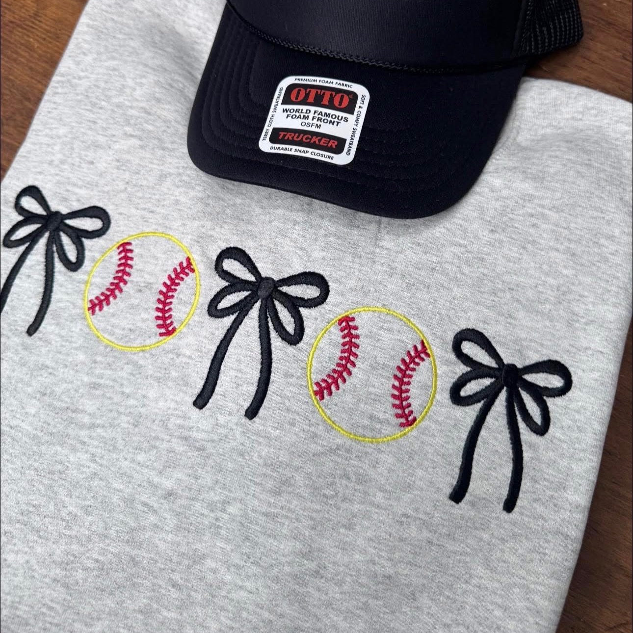 Baseball / Softball & Bows Embroidered Sweatshirt - Ash Gray Gildan